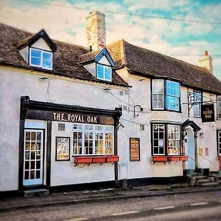The Royal Oak Hotel Bredon Exterior photo